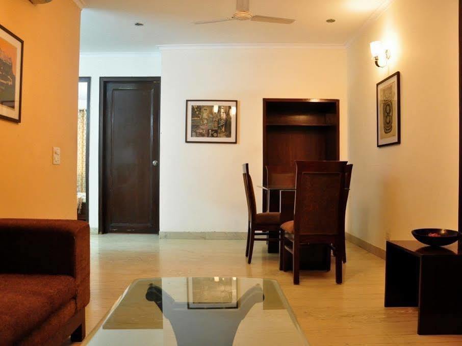 2Bhk Comfortable Furnished Serviced Apartments In Hauz Khas - Woodpecker Apartments นิวเดลี ภายนอก รูปภาพ