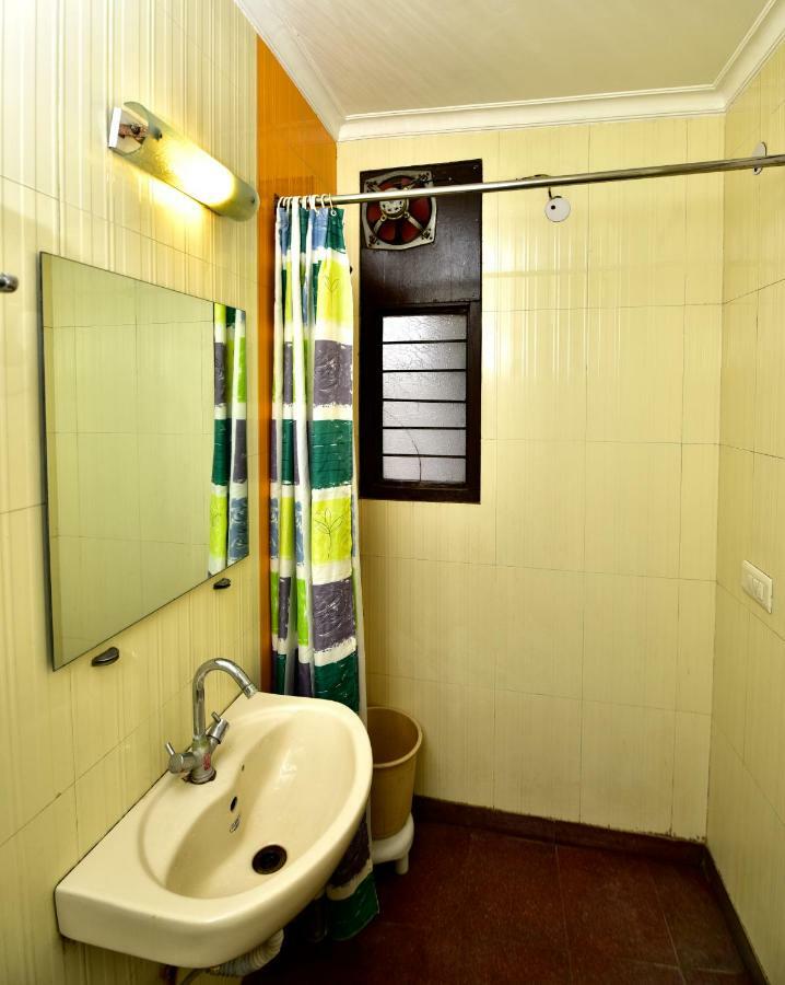 2Bhk Comfortable Furnished Serviced Apartments In Hauz Khas - Woodpecker Apartments นิวเดลี ภายนอก รูปภาพ