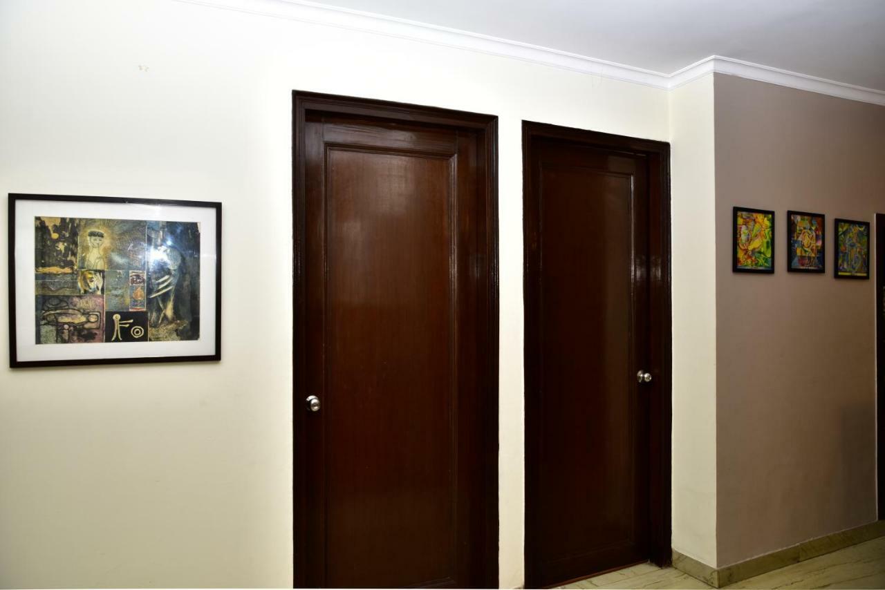 2Bhk Comfortable Furnished Serviced Apartments In Hauz Khas - Woodpecker Apartments นิวเดลี ภายนอก รูปภาพ