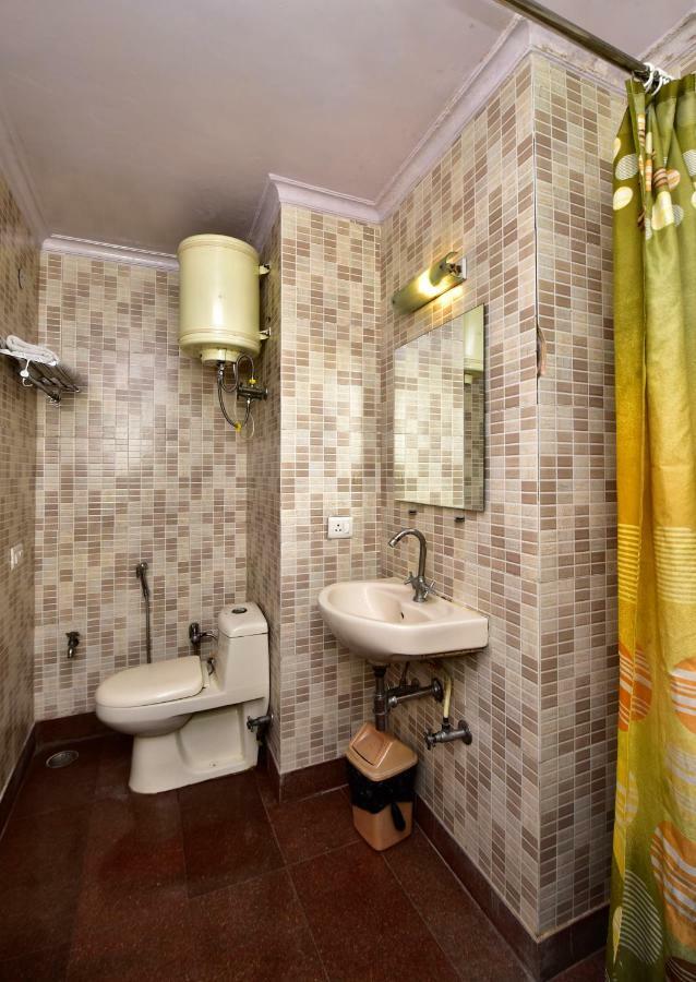 2Bhk Comfortable Furnished Serviced Apartments In Hauz Khas - Woodpecker Apartments นิวเดลี ภายนอก รูปภาพ