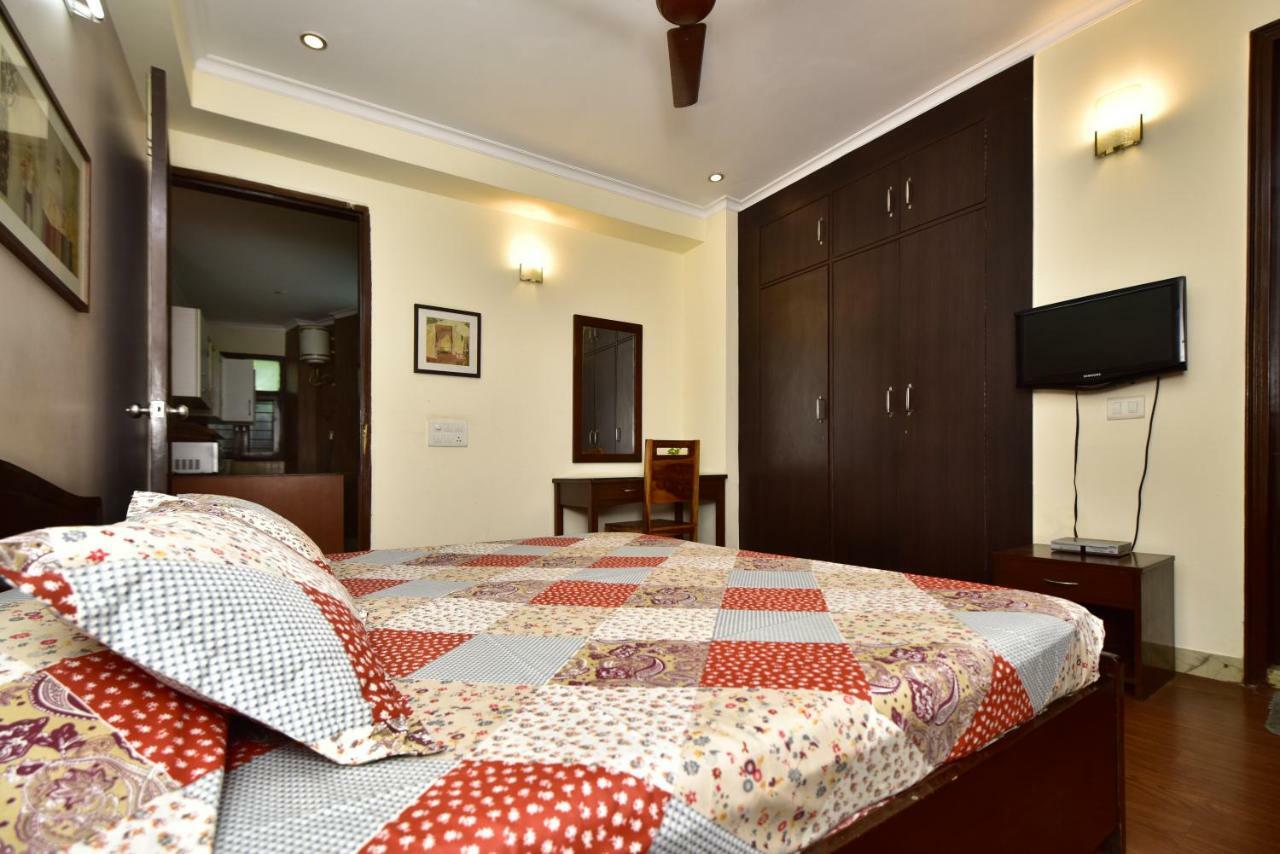 2Bhk Comfortable Furnished Serviced Apartments In Hauz Khas - Woodpecker Apartments นิวเดลี ภายนอก รูปภาพ